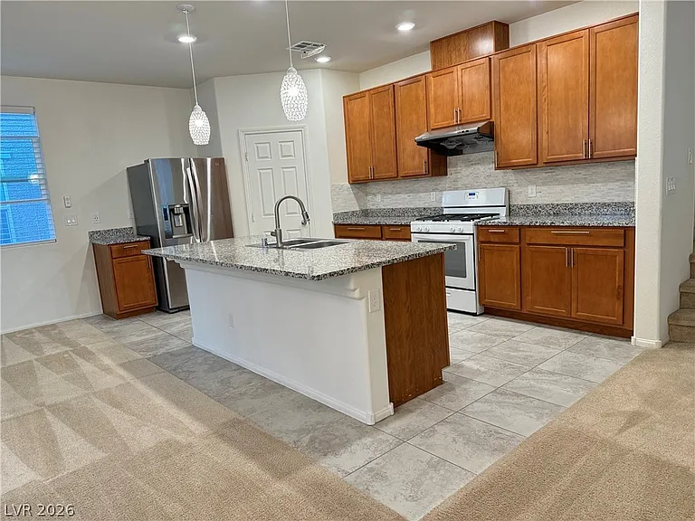 5573 Anshan St — Photo 9