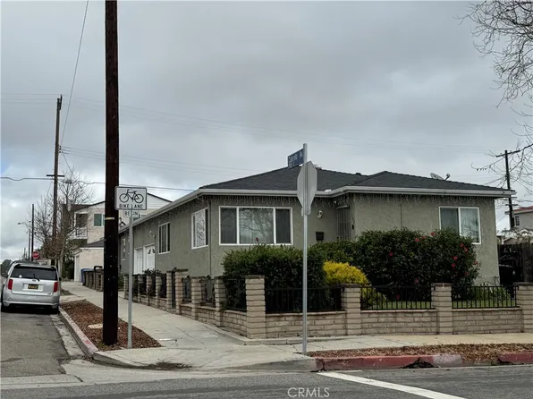 792 W 12th St, San Pedro, CA 90731
