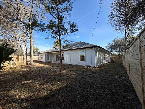 4th image of 5411 Shore Dr
