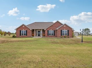 5580 Sun Gate Rd, Beggs, OK 74421