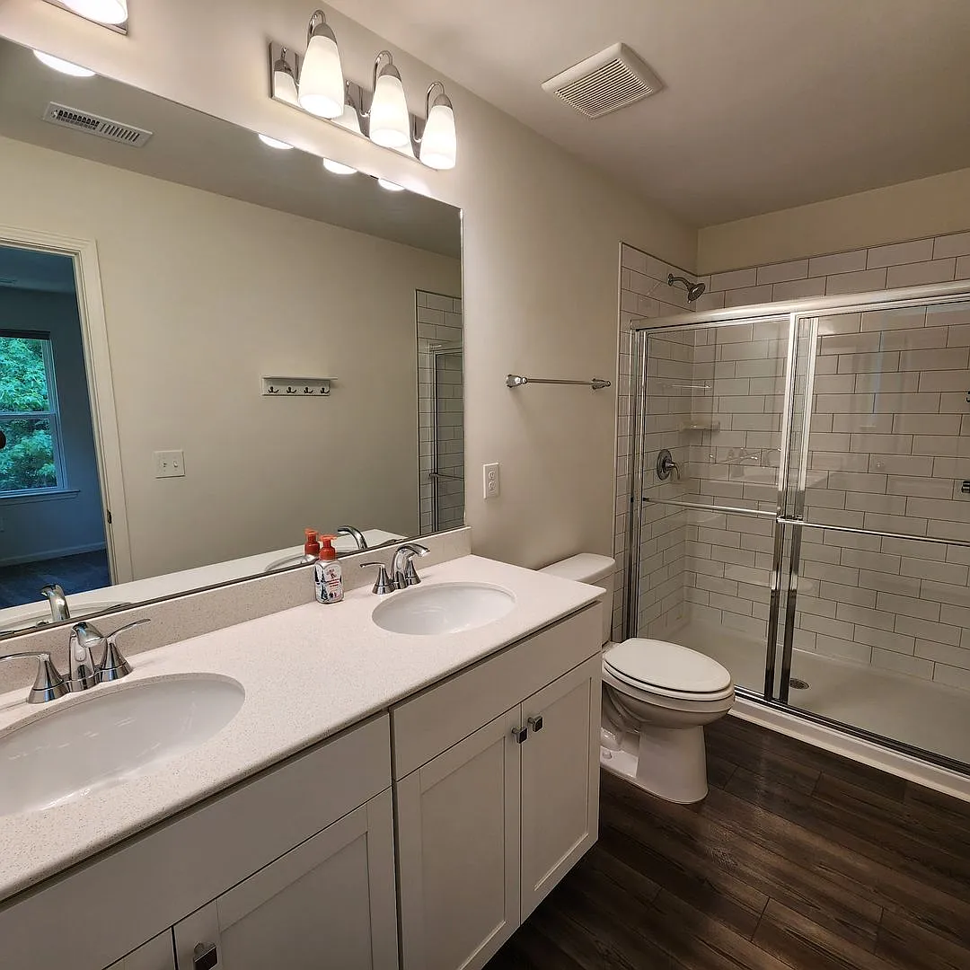Townhome for Rent — Photo 3