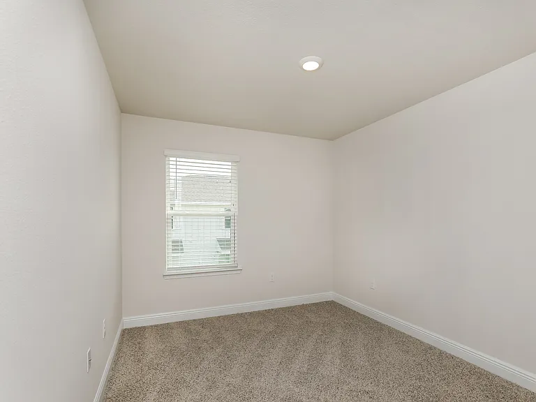 1656 Caleigh Ct — Photo 9