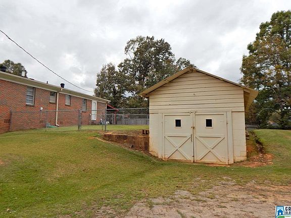 5th image of 4857 Phillips Dr