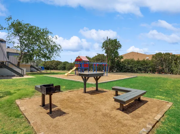 Bent Creek Apartments, 760 S Edmonds Ln #2ab5c3727, Lewisville, TX 75067