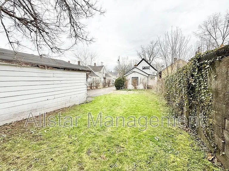6706 Gertrude Ave #GERTRUDE AVE 6706 UN — Photo 11