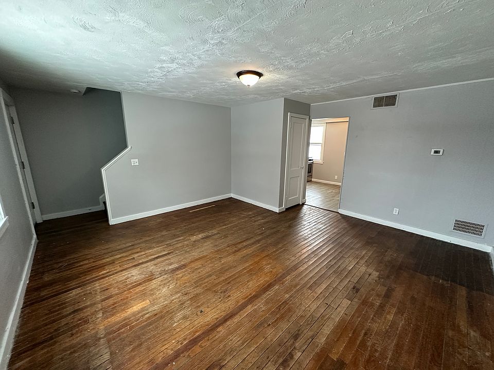 1st image of 70 Bellah Pl #70