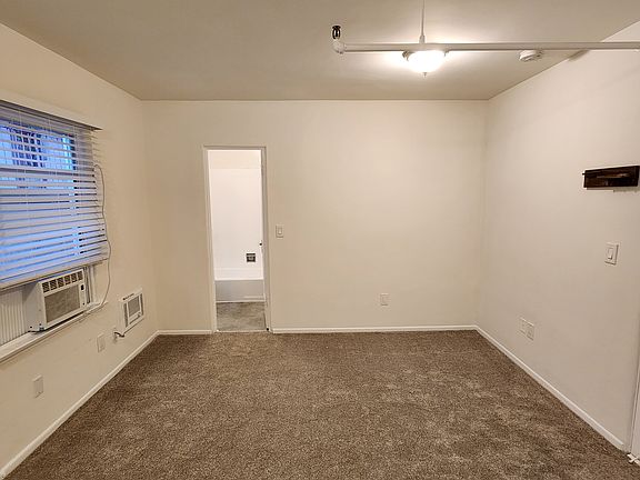 5th image of 1032 7th St APT 8