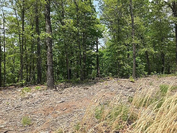 3rd image of 57 Northampton Dr