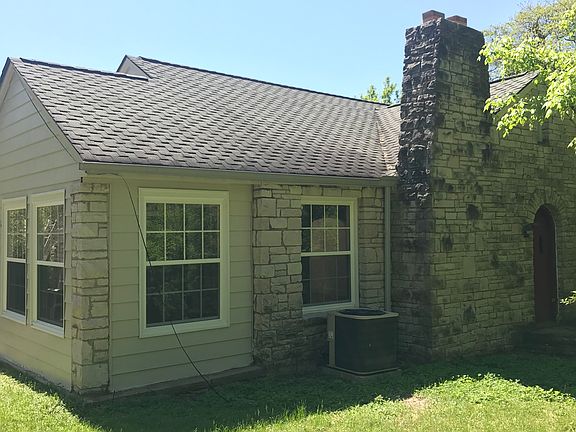2nd image of 106 Stonewall Dr