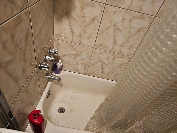 2nd image of 34226 Avenue G