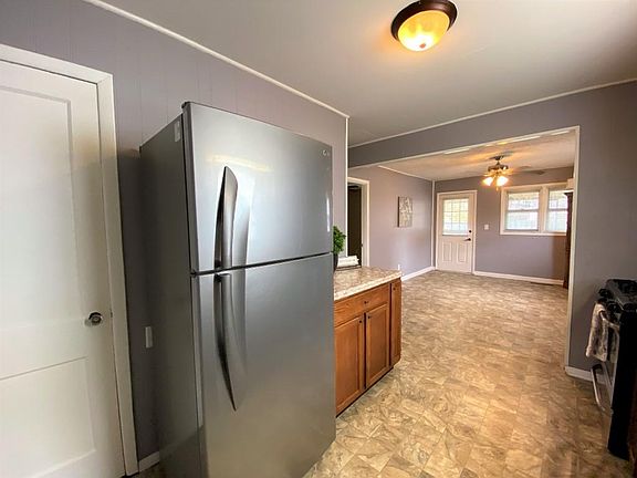 4th image of 1405 Holloway Dr