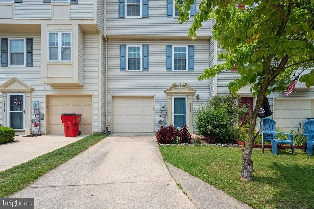 20328 Kellys Ln — Photo 2