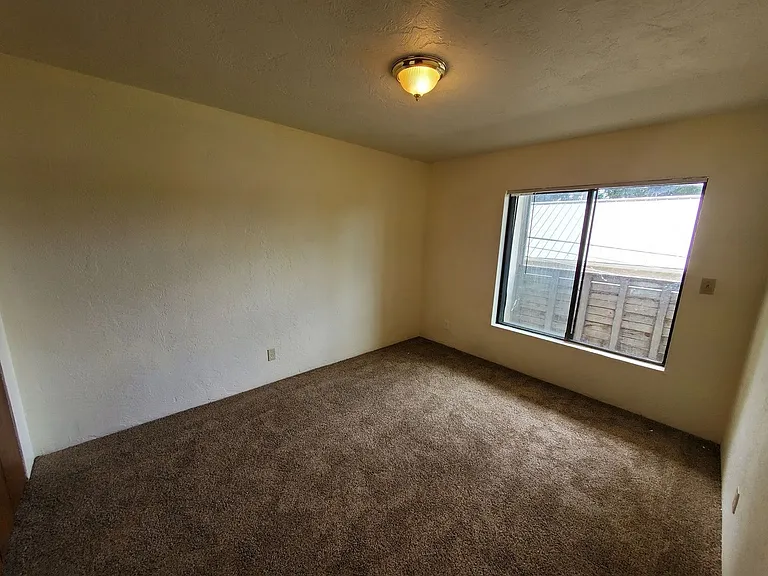 1240 Washington St #&-5 — Photo 7