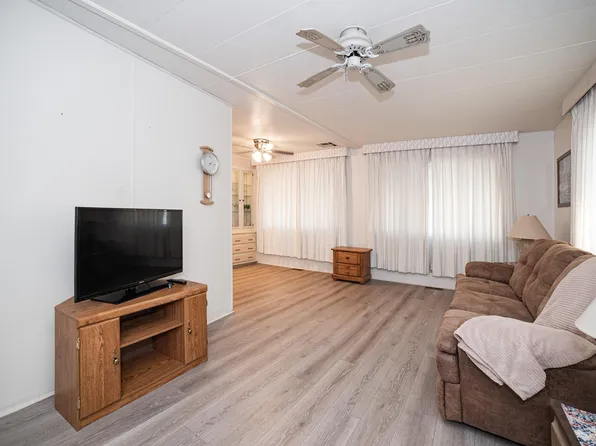 1076 S Myrtle Ave, Yuma, AZ 85364