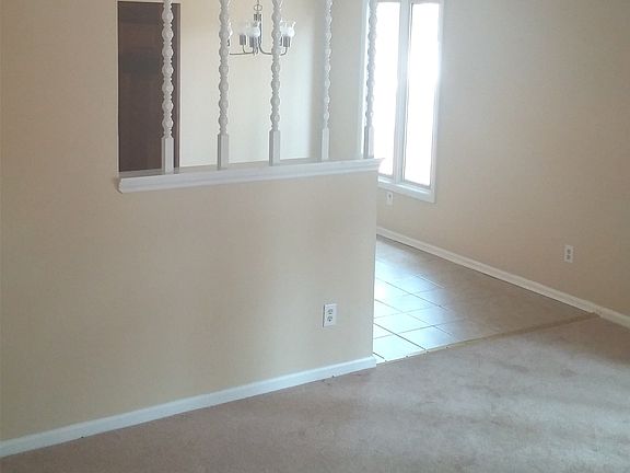 3rd image of 7824 Charles Towne Dr