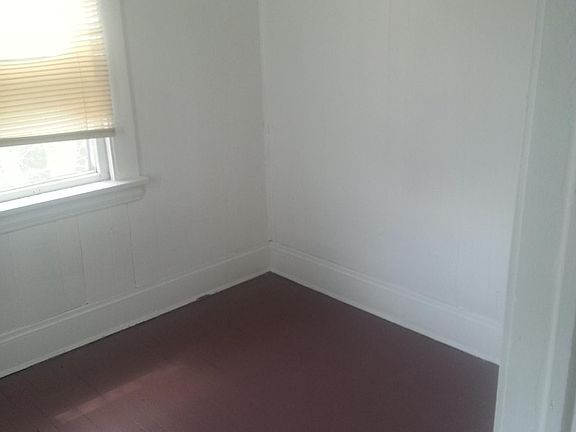 2nd image of 9620 Mount Auburn Ave