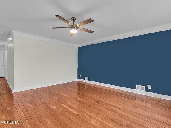 4th image of 78 Woodland Avenue