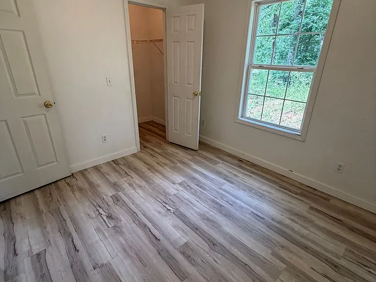 4031 White Oak Rd — Photo 19