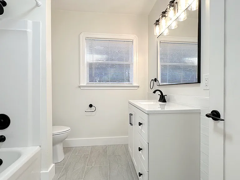 833 Carolina St #A — Photo 20