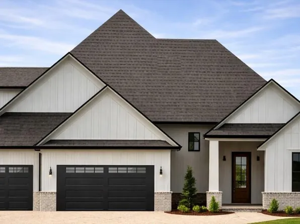 1634 S Pinecone Path, Springfield, MO 65809