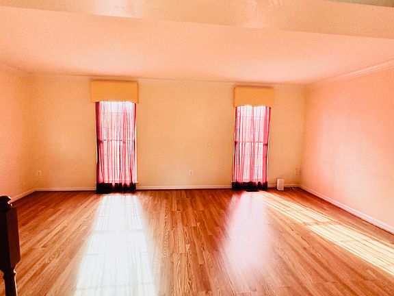 5th image of 4208 Apgar Ct