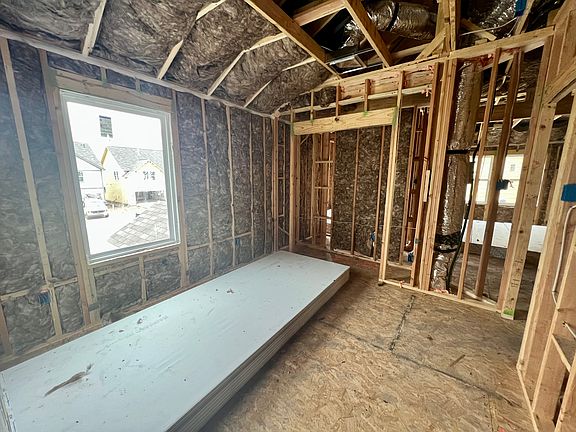 306 Blackbear Drive Interior Image 3