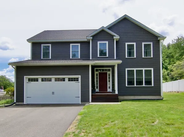 103 Oak Hollow Rd, Springfield, MA 01128