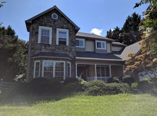 9111 Estates Pond Ct, Manassas, VA 20112