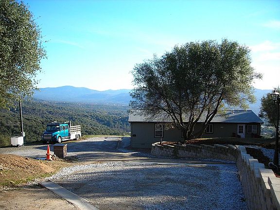 4th image of 45704 Lash Ln