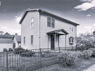 110 N Cross St, Columbiana, OH 44408