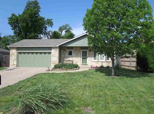 319 S Maple Ln, Wichita, KS 67209