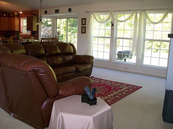 Great Room with Wall of Windows