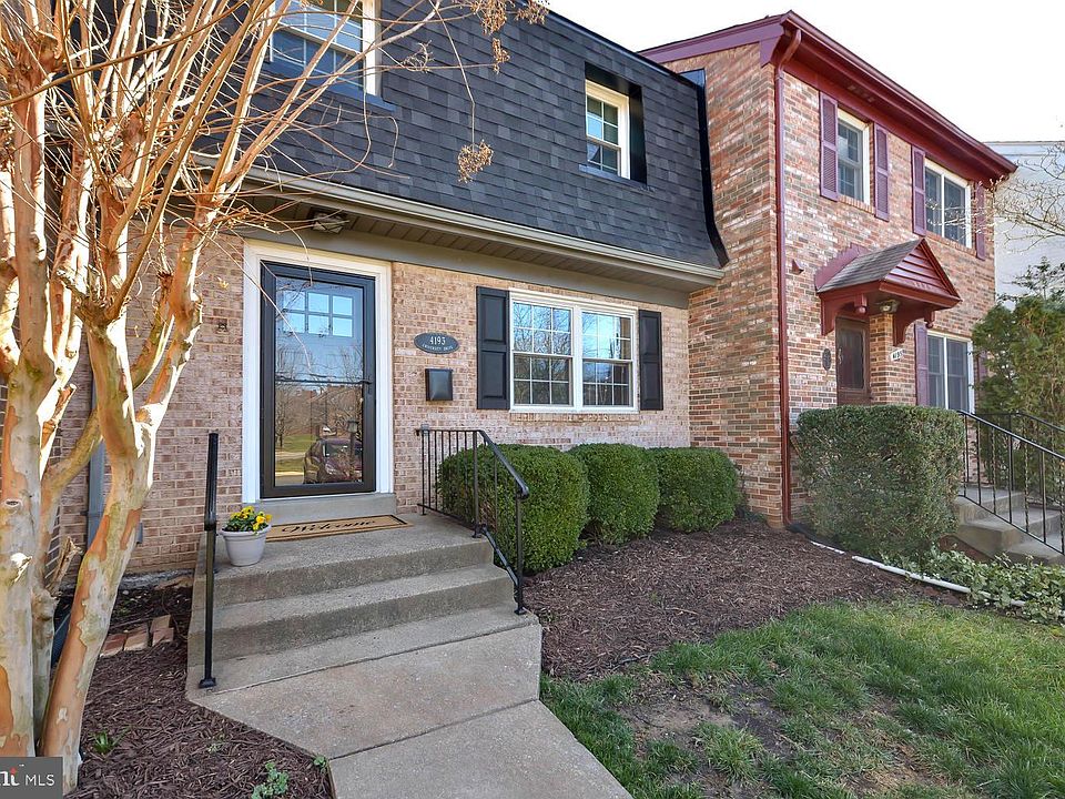 1st image of 4193 University Dr