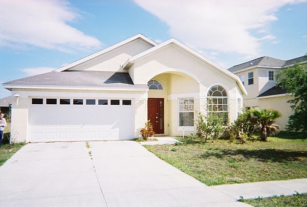 1st image of 1240 Creekview Ct