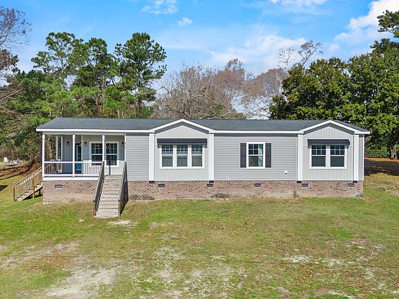 3rd image of 120 Moores Landing Road