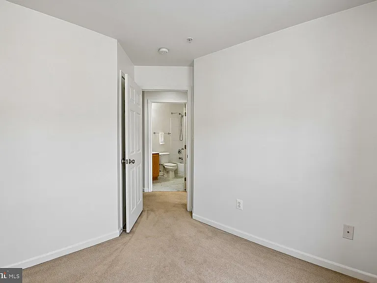 9457 Birdhouse Cir #40 — Photo 46
