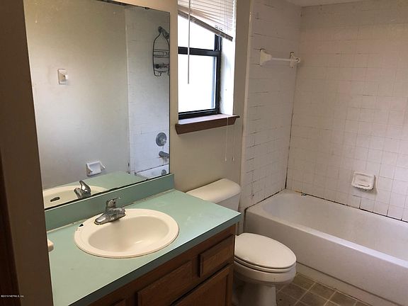 4th image of 12377 Fishermans Wharf Ct