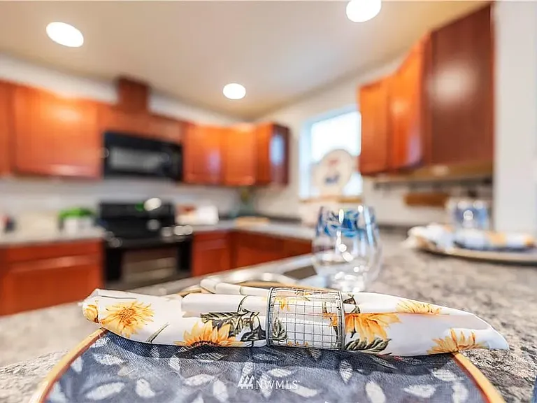 1017 W Main St #C101 — Photo 10
