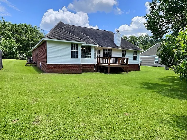 15053 Waterside Pl — Photo 3