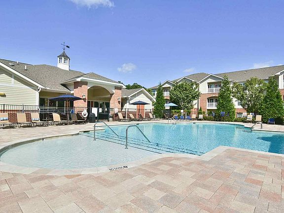 Town Station general photo