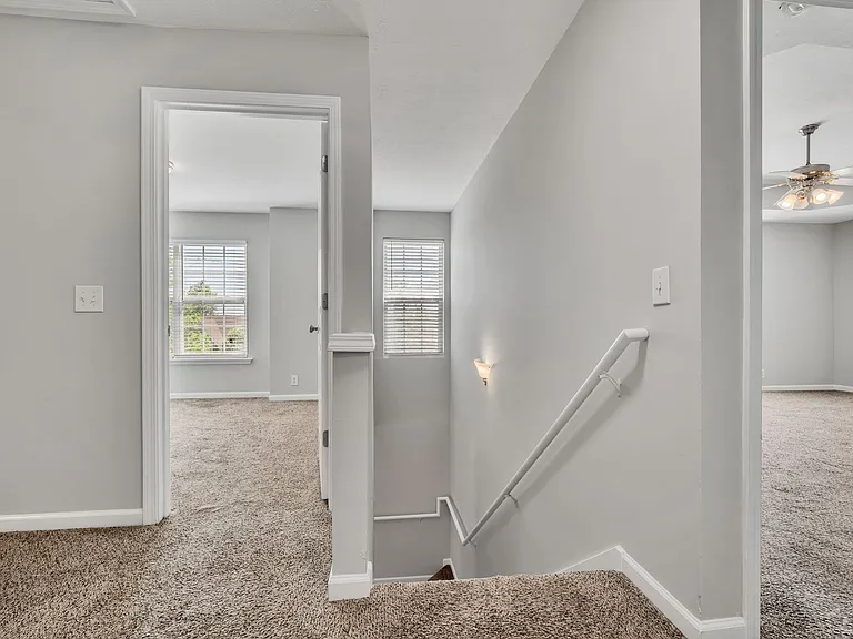 1036 Cheryl Ln — Photo 14