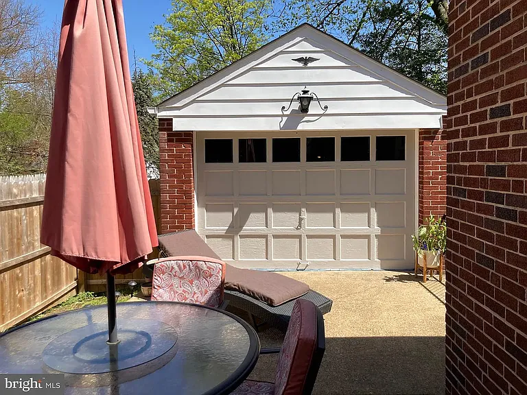705 Edgemoor Rd — Photo 15