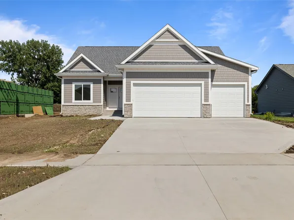 1355 NW Brooks Dr, Waukee, IA 50263