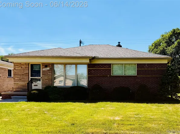 24211 Manistee Ave, Oak Park, MI 48237