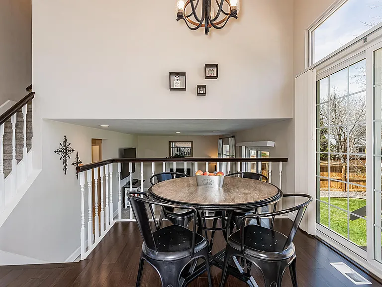 9374 Weeping Willow Ct — Photo 9