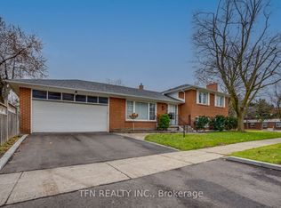25 Karen Rd, Toronto, ON M3A3L5