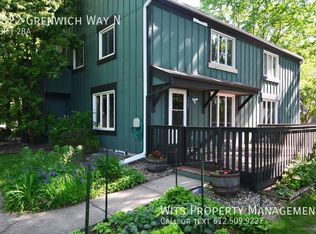 4822 Grenwich Way N, Oakdale, MN 55128