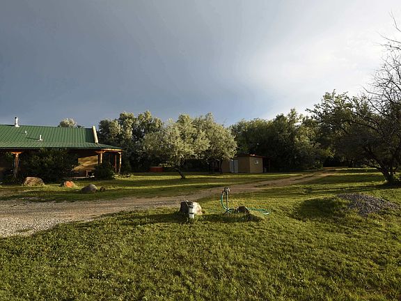 2nd image of 118 Los Cordovas Dr #B