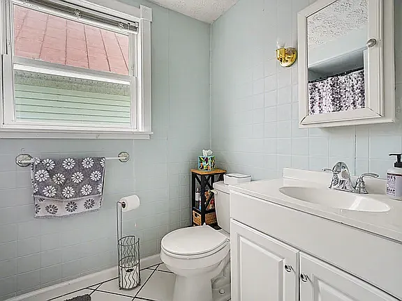 443 Washington Ave — Photo 4