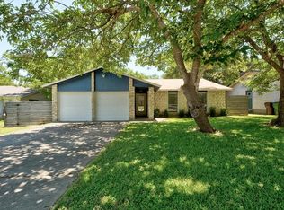 601 Buckskin Dr, Round Rock, TX 78681